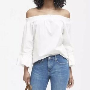 Bananas Republic Off-The-Shoulder Full-Sleeve Top